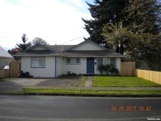 320 Elmore St, Lebanon, OR 97355-3901