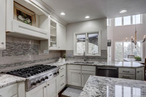 2275 Cherry Hl Farm Dr, Englewood CO 80113-7125 exterior