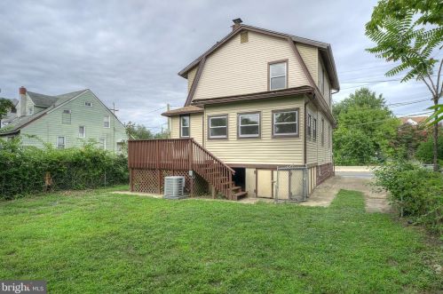 26 Crescent Blvd, Camden NJ  08108-1042 exterior