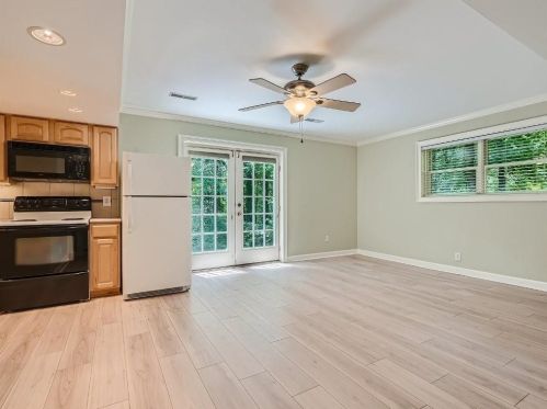 2269 Echo Hl Cir, Atlanta GA  30345-1902 exterior