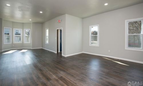 502 Liberty St, Trenton NJ  08611-1420 exterior