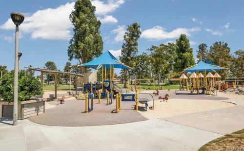 8 Dorchester, Irvine CA  92620-2614 exterior