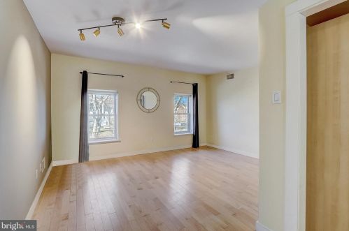 2417 Grays Ferry Ave, Philadelphia PA  19146-2450 exterior