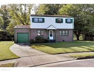 446 Bonifay Dr, Hampton, VA 23666-2838