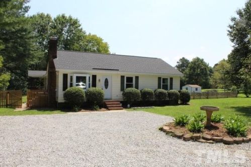 9117 Holly Springs Rd, Apex, NC 27539-7609