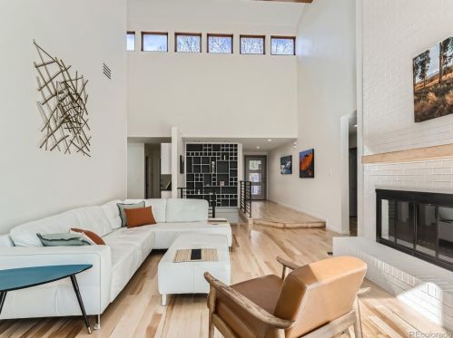 24 Beacon Hill Ln, Englewood CO  80111-5244 exterior