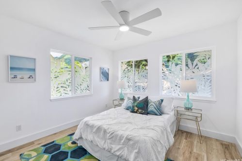 3033 Manoa Rd, Honolulu HI  96822-1503 exterior