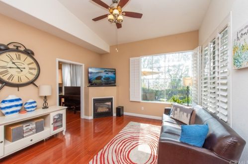 1500 Coons Ln, Placentia, CA 92870-7467