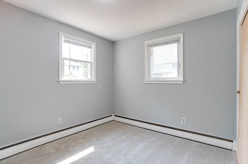 914 Burr St, Saint Paul MN  55130-4000 exterior