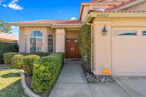 43922 Fallon Dr, Lancaster, CA 93535-4427