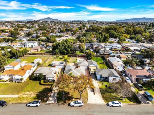 727 Alpine Ave, Chula Vista CA  91910-5908 exterior