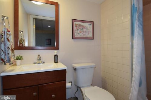 13712 Berkley Rd, Silver Spring MD 20904-6205 exterior