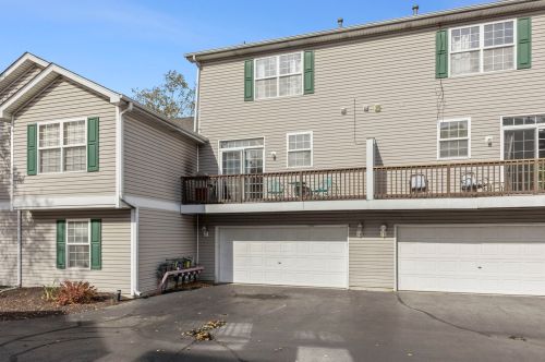 2228 Graystone Dr, Joliet IL  60431-8785 exterior