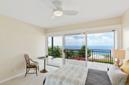 825 Puuikena Dr, Honolulu HI  96821-2564 exterior