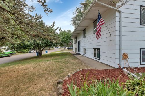 211 Willow Ln, Foley, MN 56329-8987