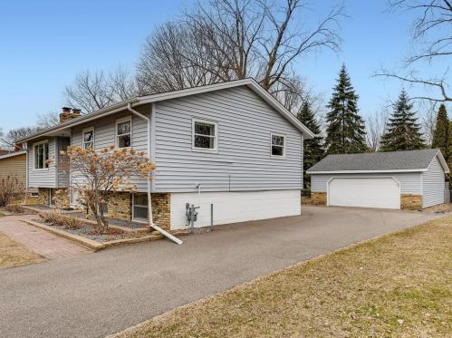 1911 Grant Rd, Saint Paul MN  55112 exterior