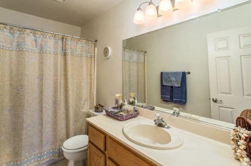 5018 Trojan Ct, Riverside CA  92507-6056 exterior