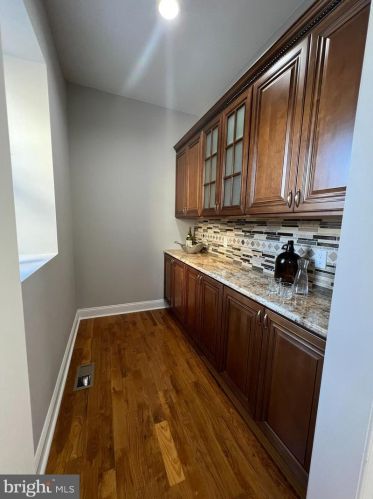 6805 11 St, Philadelphia PA 19147-1244 exterior