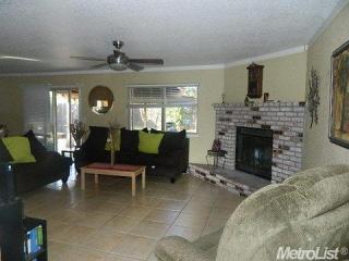 5341 Maximillian Dr, Salida, CA 95368-9125