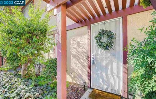 1511 Parkwood Pl, Concord, CA 94521-2230