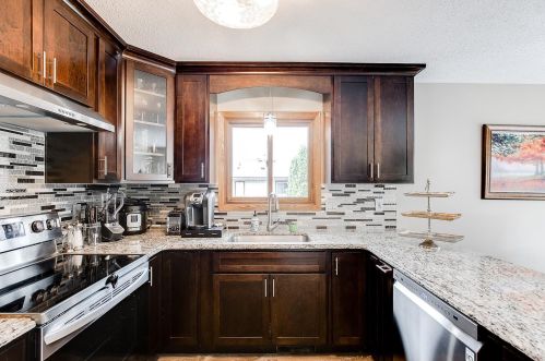 3925 Highland Dr, Saint Paul MN  55126-7015 exterior