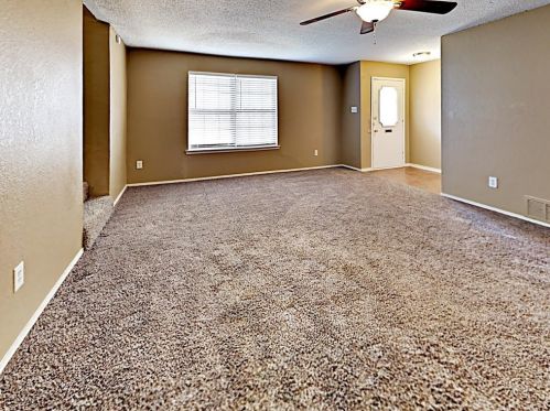 2041 Oakbluff Cir, Carrollton TX  75007-1615 exterior