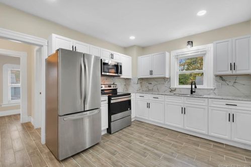 77 Wilson Ave, Windsor CT  06095-4612 exterior