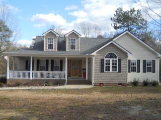 15 Sylvan Way, Zebulon, NC 27597-6017