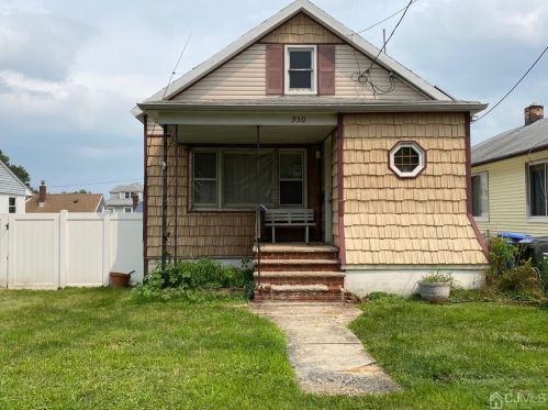 950 Rahway Ave, Avenel, NJ 07001-2023