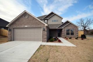 2845 Gladstone Dr, Conway, AR 72032-7605