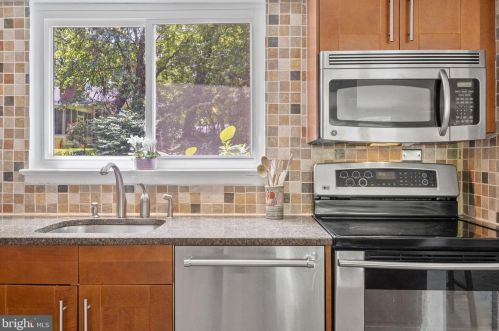 1614 Tilton Dr, Silver Spring MD 20902-4010 exterior