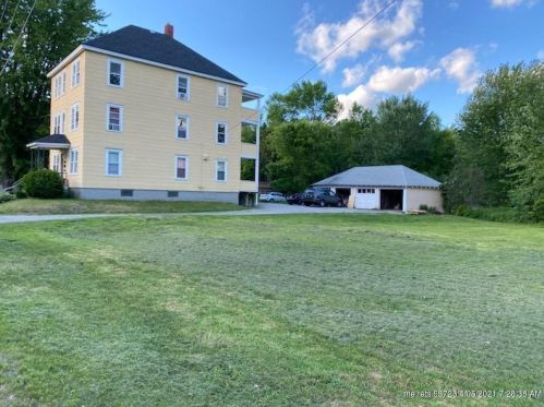 27 Vine St, Livermore Falls, ME 04254-1119