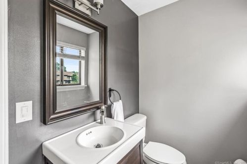 115 Fillow St, Norwalk CT  06850-2841 exterior