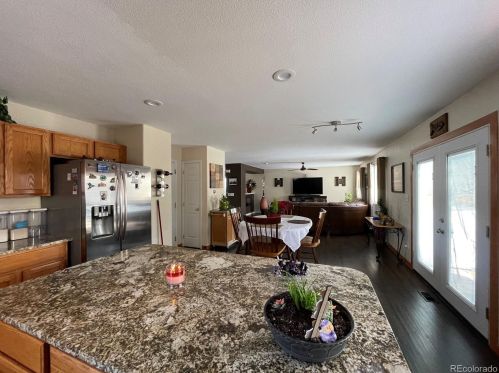 5226 Riviera Cir, Aurora CO 80015-6016 exterior