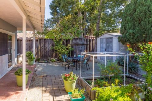 1800 Crater Lk Ave, Milpitas CA 95035-6608 exterior