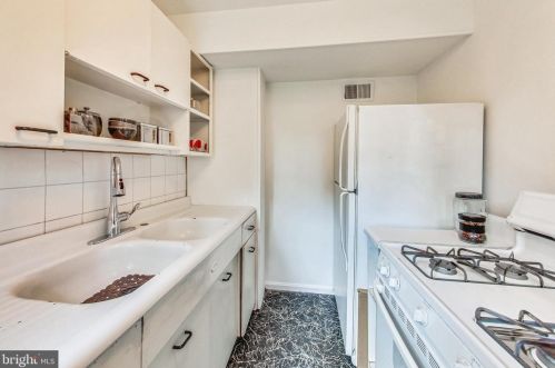 1108 Carson St, Silver Spring MD 20901-1816 exterior