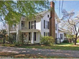 1138 Perch Rd, Pinnacle, NC 27043-8312