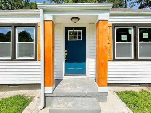 406 Collier Ridge Dr, Atlanta, GA 30318-7312