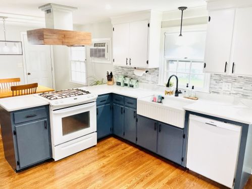 17 Wheaton Dr, Nashua, NH 03063-2140