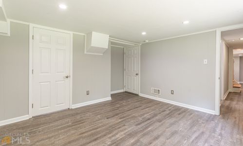 2031 Abby Ln, Atlanta GA  30345-3514 exterior