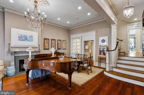 1812 Delancey Pl, Philadelphia PA  19103-6612 exterior