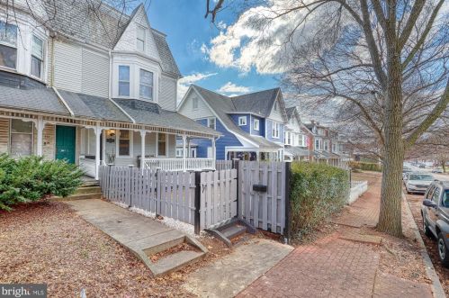 444 Lincoln St, York PA  17401-2952 exterior