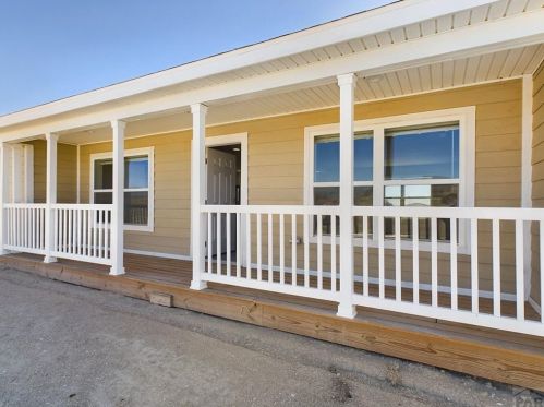 1690 Calle Rosa Pl, Pueblo, CO 81007-3402