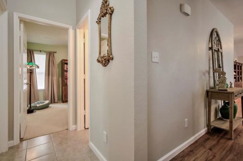 4724 Homelands Way, Fort Worth TX  76135-1665 exterior