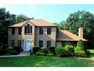 10 Pheasant Ln, Hampstead, NH 03841-2388