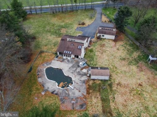 2576 Monmouth Rd, Jobstown, NJ 08041-2106