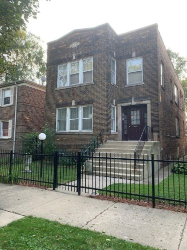 8038 Dobson Ave, Chicago, IL 60619-4406