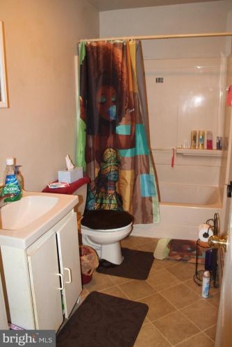 1615 State St, Trenton NJ 08609-1854 exterior