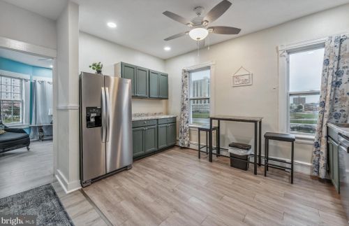 115 Seaside Ave, Atlantic City, NJ 08401-7811