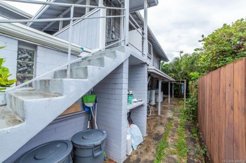 808 Makaleka Ave, Honolulu HI  96816-6033 exterior